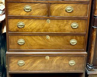 Vintage chest of drawers, bottom drawer needs repair (can replace with baskets)
