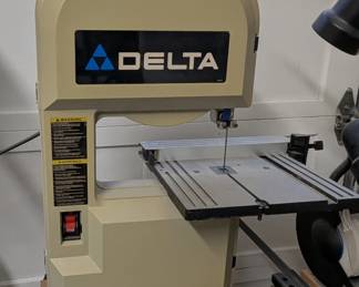 Delta 9” Bench Band Saw Model 28-150