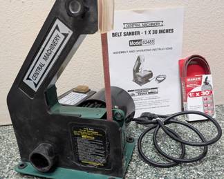 Central Machinery Belt Sander 1” x 30” Model 02485