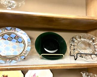 Sets of glass plates