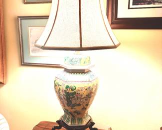Pair vintage Chinese porcelain lamps on stands