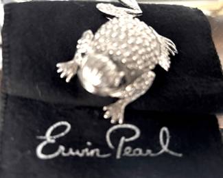Vintage Erwin Peal silver frog pin
