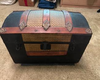 #78 Camel Back Trunk w/tray and Brass and Leather Hinges and Fasteners - 24x13x16 $125.00
