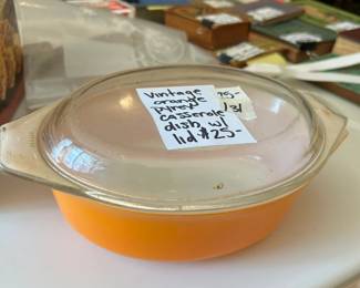 #131 Vintage orange Pyrex Casserole w/lid $25.00