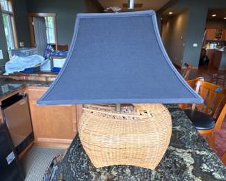 116 WovenBasketTableLampwithHandCarvedFishFinial
