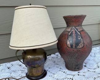 81 StudioPotteryVaseVintageBrassTableLampSouthwestDecorLot