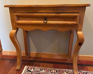 108 RusticPineAccentTablewithDrawerCurvedLegs