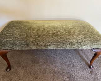 125 VintageUpholsteredBenchwQueenAnneLegsOliveGreenFabric