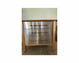 26 IKEAVardeKitchenIslandwithStainlessSteelDrawers