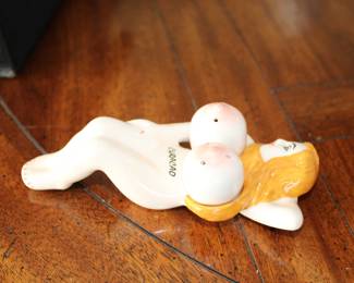 Salt & Pepper Shakers