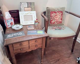 Chair & Side Table