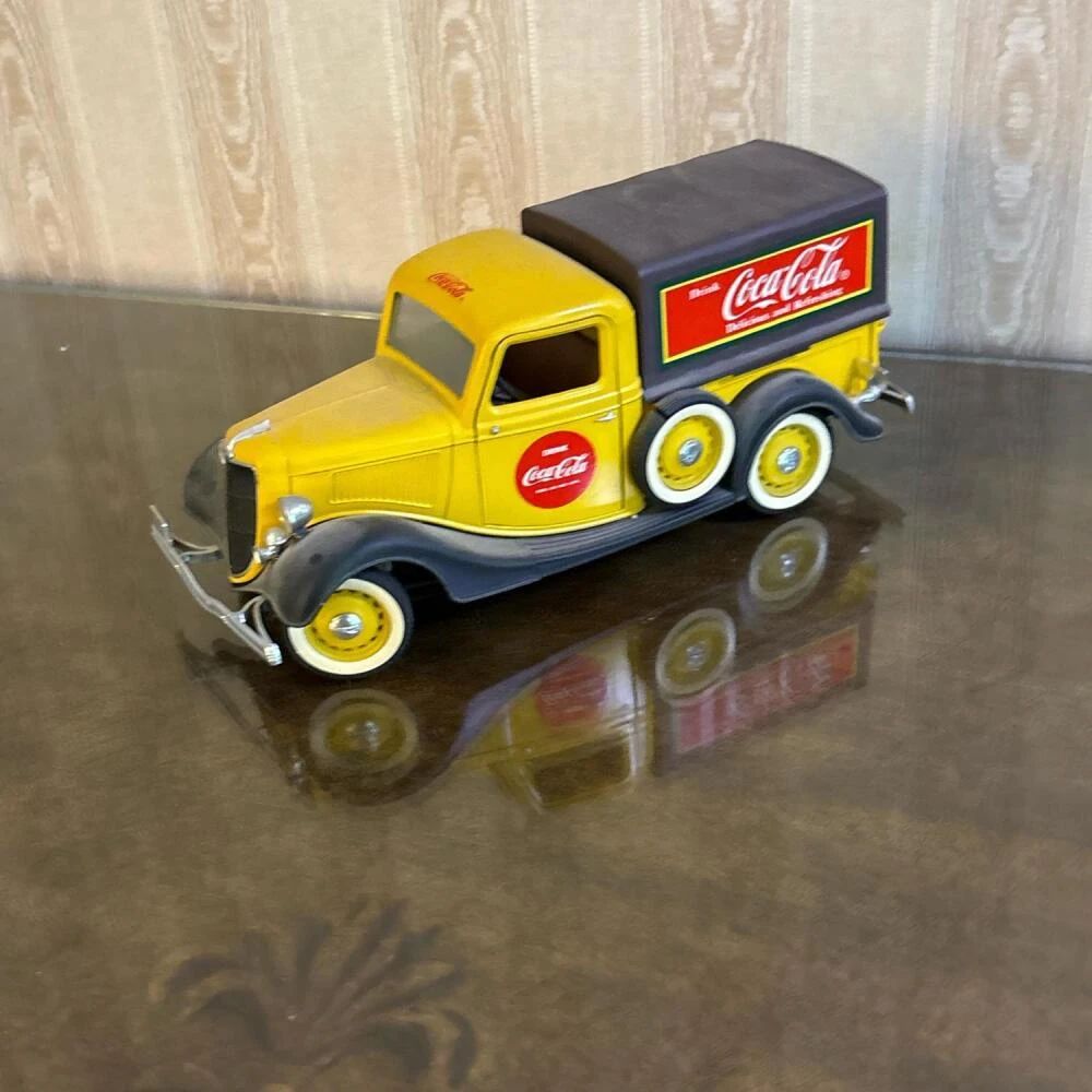 475 scalemodelreplicascocacolafordv8d