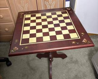 021 collapsiblewoodenchesstablewithhand