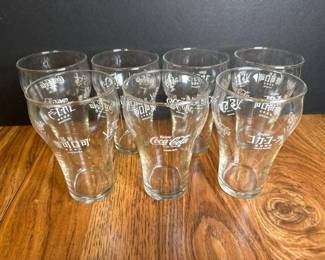 235 cocacolamultilingualglasscollection