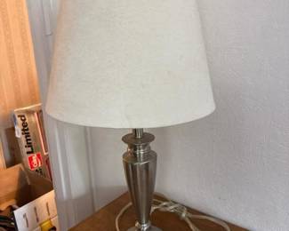 426 brushedmetaltablelamp