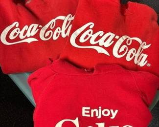 009 3vintagecocacolaenjoycokecrewneck