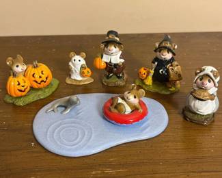 125 assortedweeforestfolkmousefigurines