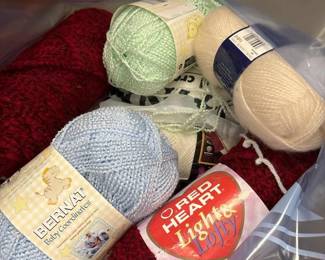 514 mixedlotofyarnskeins