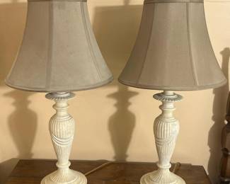 323 pairoftablelamps