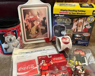 142 cocacolaholidaycollectibleslot