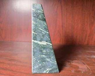 127 polishedgreenmarblebookend67height
