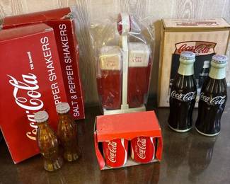 196 assortmentofcocacolacollectiblesalt