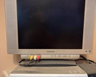415 gateway13lcdtvmemorexdvdplayer