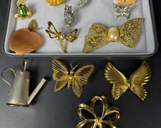 493 vintagemixedlotofbrooches