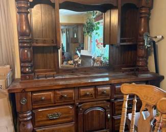 373 verylargesolidwoodhutchbuffetwith