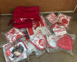 175 cocacolacollectibleskitchenlinenslo