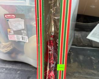 . . . vintage Christmas tree topper