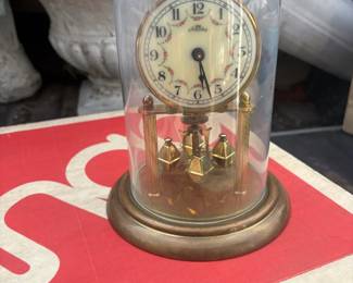 . . . vintage globe clock