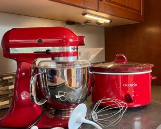 Kitchen aid, crockpot