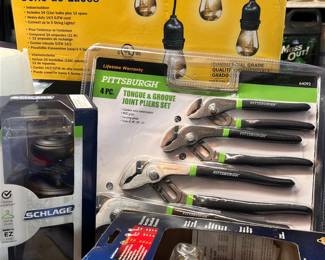Tools, sooooo much not pictured!