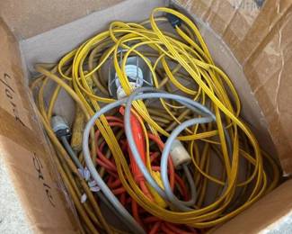 158 boxofelectricalextensioncords