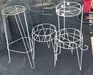 003 fivemetalplantstands