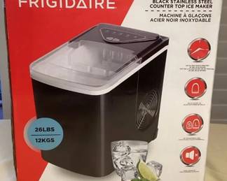 MCJ124 Frigidaire Black Stainless Steel Counter Top Ice Maker New