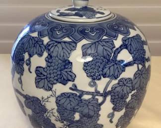MCJ006 Blue & White Chinese Porcelain Ginger Jar