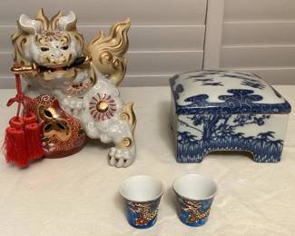 MCJ140 Japanese Porcelain Foo Dog, Lithopane Sake Cups & Trinket Box