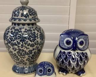 MCJ063 Blue & White Ceramic Ginger Jar & Owls