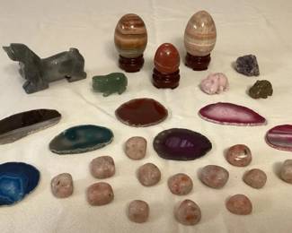MCJ075 Polished Stones & Geode Slices