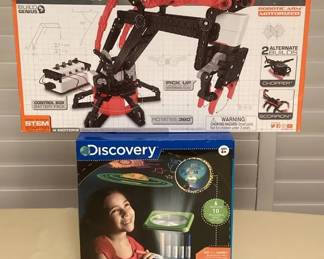 MCJ130 Hex Bug Robotic Arm & Discovery Art Projector New