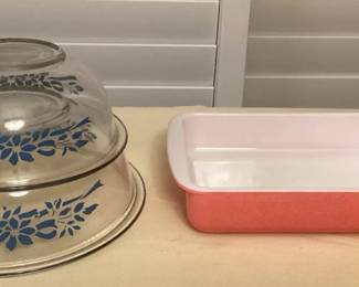 MCJ061 Vintage Blue Floral Ribbon & Speckled Pink Pyrex Dishes