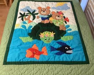 MCJ092 Hawaiian Bears Quilt Wall Hanging