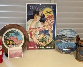 MCJ127 Vintage Hawaiian Collectibles, Pan Am Collectors Plate & More!