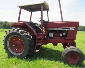 986 International Diesel Tractor