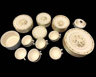 238 RoyalDoultonMandalayFineChinaDinnerwareSetwExtras