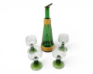 40 VintageGreenGlassDecanterwNaturalReedWrap4WineGlasses
