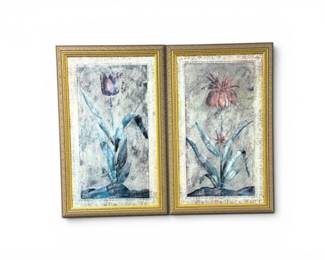 148 PairofFloralBotanicalPrintsinHeavyGoldPaintedWoodFrames