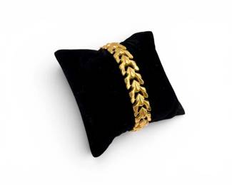 56 14KGoldChevronLinkBraceletwBoxClasp127Grams